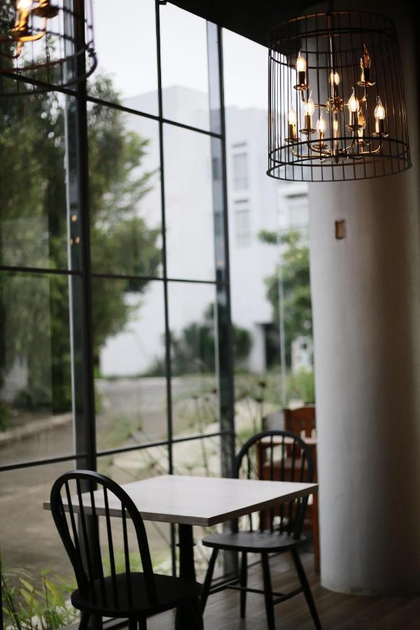 La Bella Boutique Hotel Tagaytay City Exterior photo
